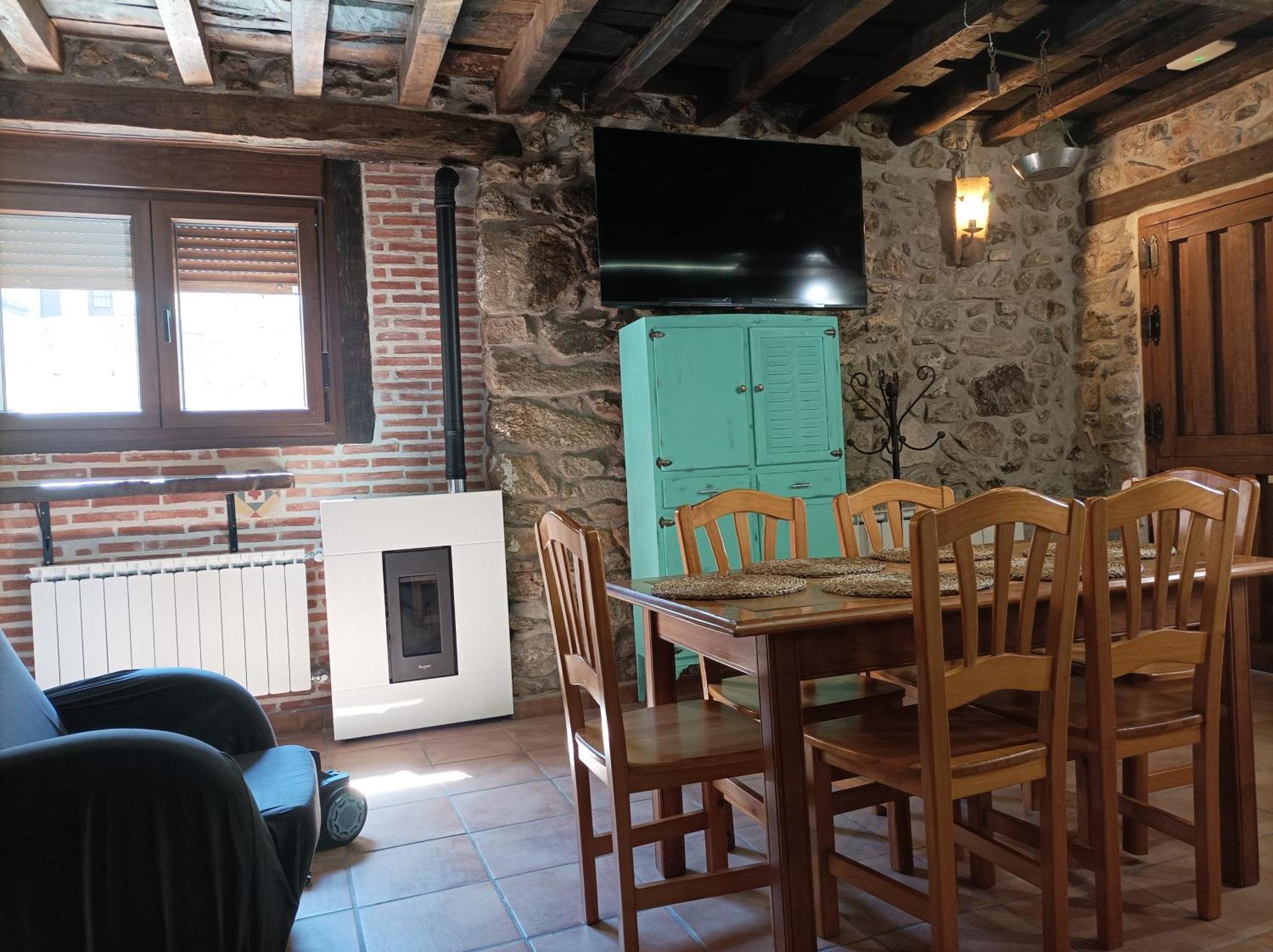 Casa Abuelo Cani Arenas de San Pedro Bagian luar foto