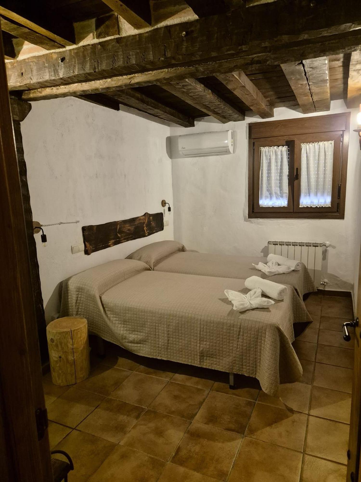Casa Abuelo Cani Arenas de San Pedro Bagian luar foto